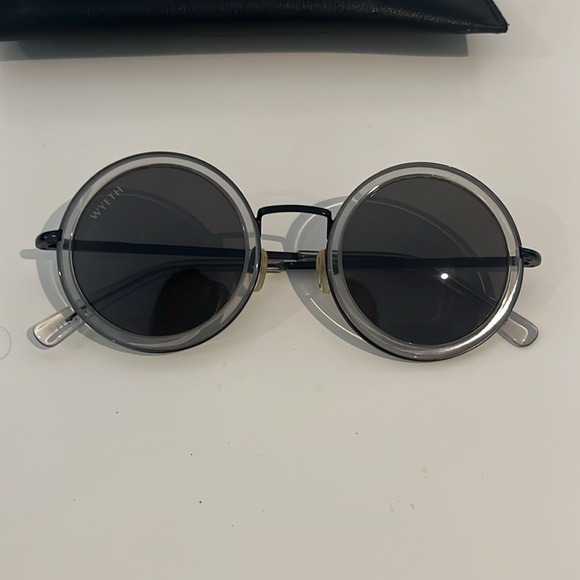 Wyeth sunglasses - Picture 2 of 8